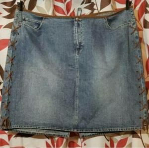 Women's Plus Size Denim Skirt - Size 28